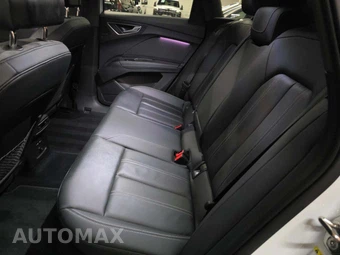 2024 Audi Q4 e-tron Premium Plus 50 – miniatura 13
