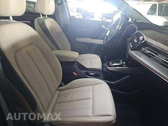 2024 Audi Q4 Sportback e-tron Premium Plus 50 - miniatura 19