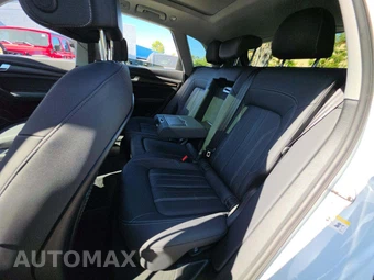 2024 Audi Q5 Premium Plus 40 TFSI - miniatura 10