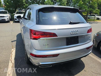 2024 Audi Q5 S line Premium 45 TFSI - miniatura 2