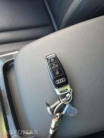 2024 Audi Q7 Prestige 55 TFSI - miniatura 8
