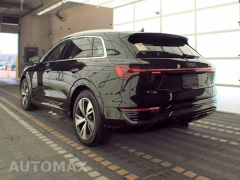 2024 Audi Q8 e-tron Premium Plus - miniatura 6