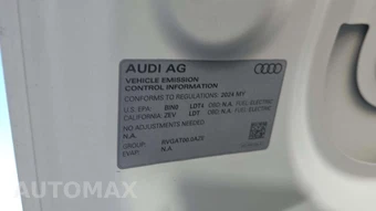 2024 Audi Q8 e-tron Premium - miniatura 18