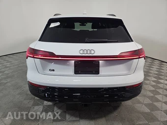 2024 Audi Q8 e-tron Premium - miniatura 5