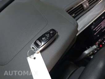 2024 Audi Q8 e-tron Premium - miniatura 8