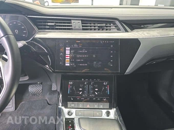 2024 Audi Q8 e-tron Premium - miniatura 10