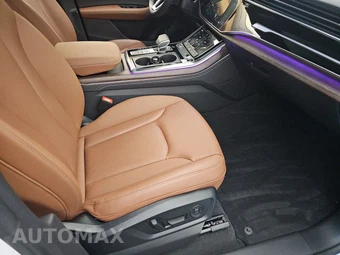 2024 Audi Q8 Premium Plus - miniatura 8