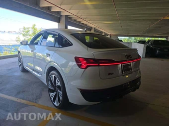 2024 Audi Q8 Sportback e-tron S line Prestige - miniatura 2
