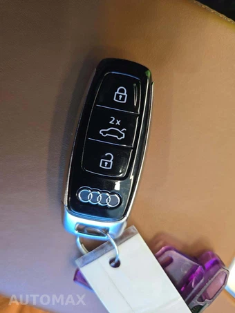 2024 Audi RS 6 Avant – miniatura 8