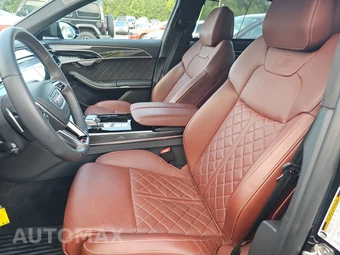 2024 Audi S8 - miniatura 7