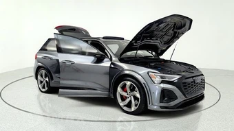 2024 Audi SQ8 e-tron Prestige – miniatura 11
