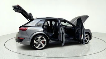 2024 Audi SQ8 e-tron Prestige – miniatura 19