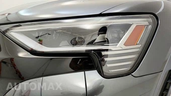 2024 Audi SQ8 e-tron Prestige – miniatura 23