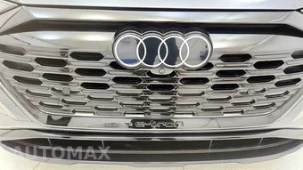2024 Audi SQ8 e-tron Prestige – miniatura 24