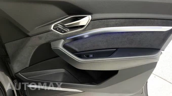 2024 Audi SQ8 e-tron Prestige – miniatura 42