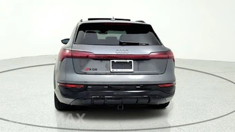 2024 Audi SQ8 e-tron Prestige – miniatura 7