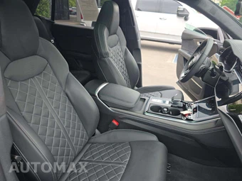 2024 Audi SQ8 Prestige – miniatura 15