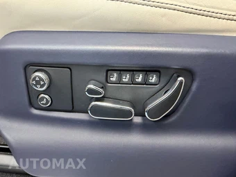 2024 Bentley Bentayga V8 - miniatura 13