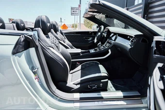 2024 Bentley Continental GTC Speed Edition 12 - miniatura 26
