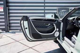 2024 Bentley Continental GTC Speed Edition 12 - miniatura 27