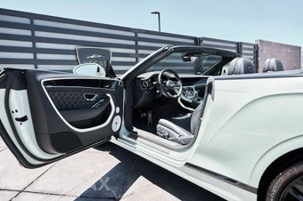 2024 Bentley Continental GTC Speed Edition 12 - miniatura 28