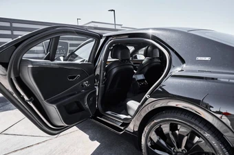 2024 Bentley Flying Spur Edition 8 - miniatura 28
