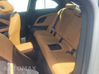 2024 BMW 2 Series Coupe 230i - miniatura 13