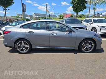2024 BMW 2 Series Gran Coupe M235i xDrive Sedan - miniatura 4