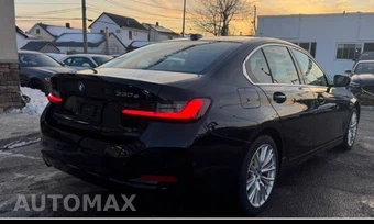 2024 BMW 3 Series Sedan 330e xDrive - miniatura 2