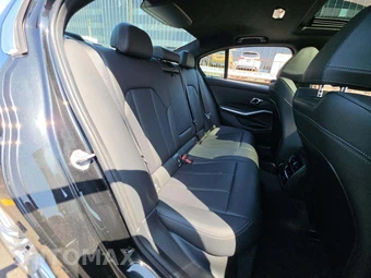 2024 BMW 3 Series Sedan 330i - miniatura 13