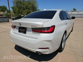 2024 BMW 3 Series Sedan 330i - miniatura 3