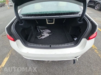 2024 BMW 3 Series Sedan 330i - miniatura 22