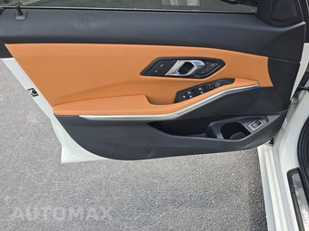 2024 BMW 3 Series Sedan 330i - miniatura 9