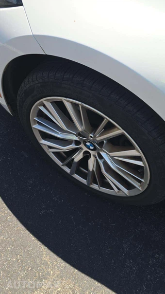 2024 BMW 3 Series Sedan 330i - miniatura 21