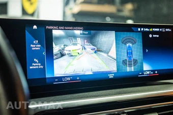 2024 BMW 3 Series Sedan 330i M SPORT LINE - miniatura 21