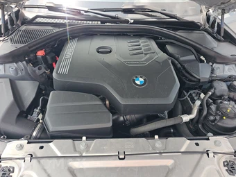 2024 BMW 3 Series Sedan 330i M SPORT LINE - miniatura 15
