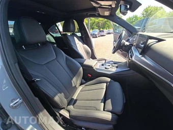 2024 BMW 3 Series Sedan 330i M SPORT LINE - miniatura 18