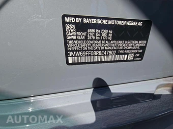 2024 BMW 3 Series Sedan 330i M SPORT LINE - miniatura 5