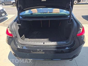 2024 BMW 3 Series Sedan 330i xDrive - miniatura 14