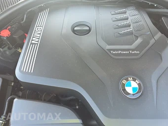 2024 BMW 3 Series Sedan 330i xDrive - miniatura 18