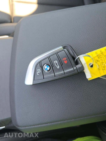 2024 BMW 3 Series Sedan 330i xDrive - miniatura 5