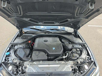 2024 BMW 3 Series Sedan 330i xDrive - miniatura 22