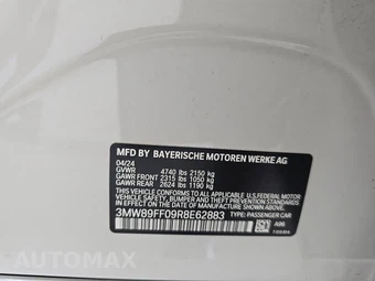 2024 BMW 3 Series Sedan 330i xDrive - miniatura 14