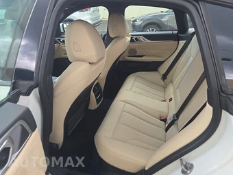 2024 BMW 4 Series Gran Coupe 430i xDrive Sedan M SPORT LINE - miniatura 13
