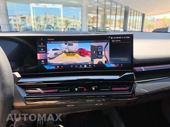 2024 BMW 5 Series Sedan 530i M SPORT LINE - miniatura 10