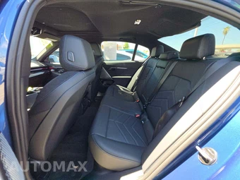 2024 BMW 5 Series Sedan 530i M SPORT LINE - miniatura 13