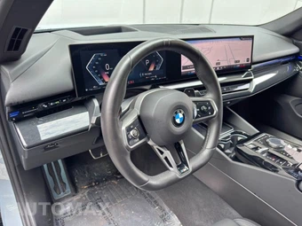 2024 BMW 5 Series Sedan 530i M SPORT LINE - miniatura 12