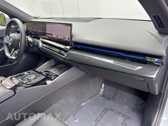 2024 BMW 5 Series Sedan 530i M SPORT LINE - miniatura 13
