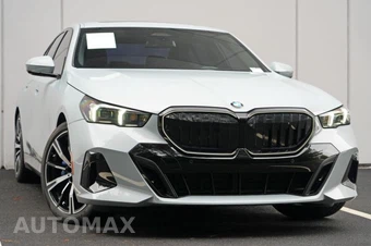 2024 BMW 5 Series Sedan 530i M SPORT LINE - miniatura 2