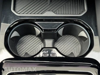 2024 BMW 5 Series Sedan 530i M SPORT LINE - miniatura 33